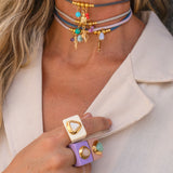 Bague fuchsia avec pierre de nacre naturelle