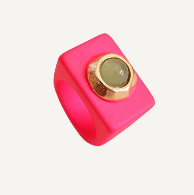 Bague femme en fluorure fuchsia avec pierre naturelle d'aventurine