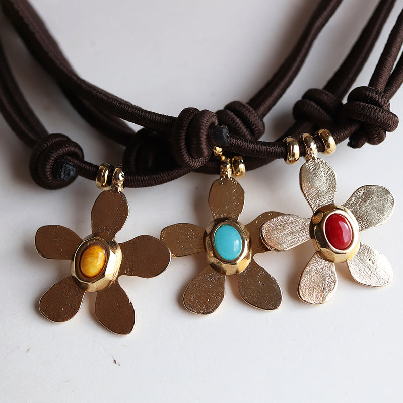 Collier court Milu DALIA