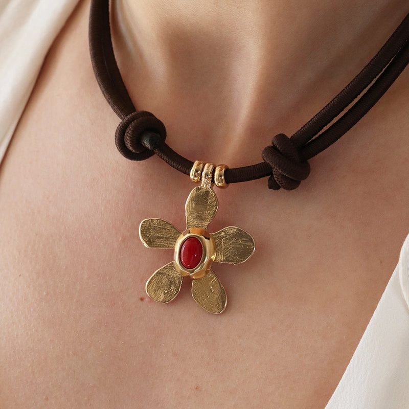 Collier court Milu DALIA